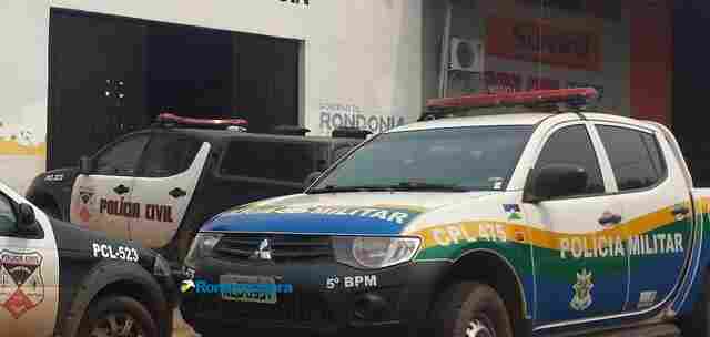 Adolescentes são detidos por bombeiros após roubarem bolsa de estudante na capital