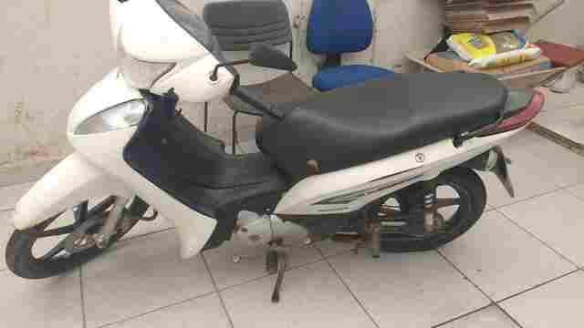 Casal é preso tentando consertar pneu de moto roubada na BR-319