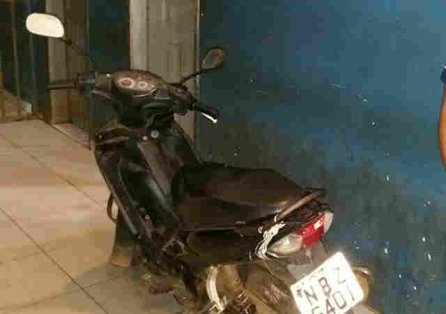 Homem é preso com moto furtada e diz ter comprado de amigo, na capital
