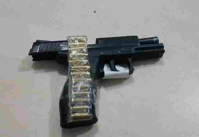 Homem é preso com arma e 13 munições em Porto Velho