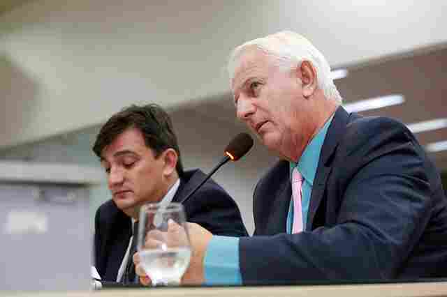 Airton Gurgacz quer garantir direito de analistas ambientais zootecnistas e veterinários