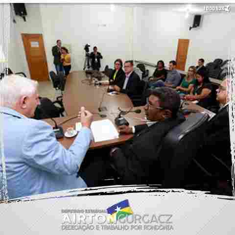 Deputado Airton recepciona equipe do “Maio Amarelo” na Comissão de Transportes