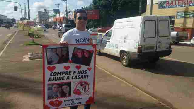 Jovem sonha em casar e faz maratona vendendo água mineral e chocolate na rua