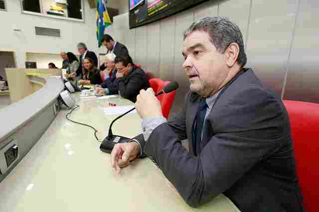 Aélcio da TV pede reforço no patrulhamento do bairro Cidade Nova, na capital