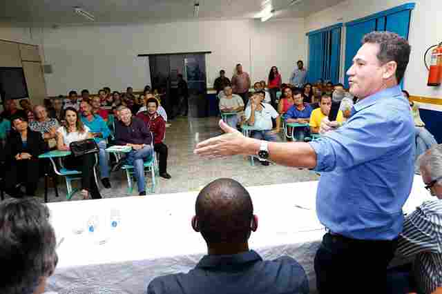 Maurão assegura R$ 100 mil em emenda para recuperação de asfalto em Monte Negro