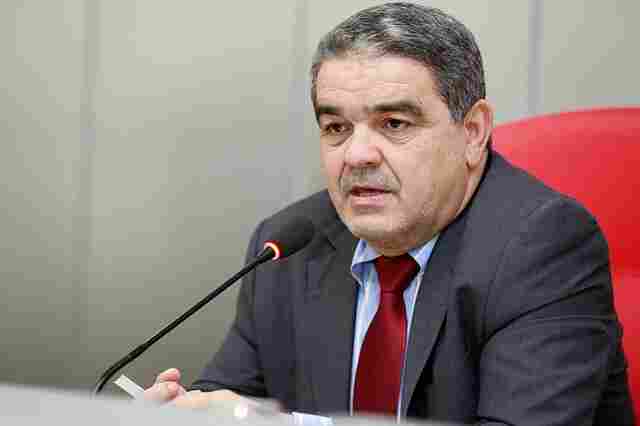 Aélcio da TV quer informações sobre imunização da febre amarela em Rondônia