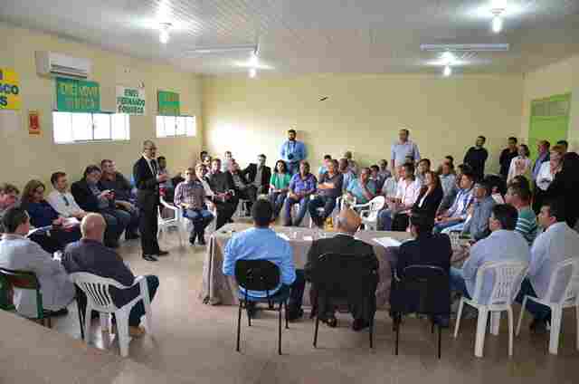 Governador cumpre agenda em Candeias com Garçon