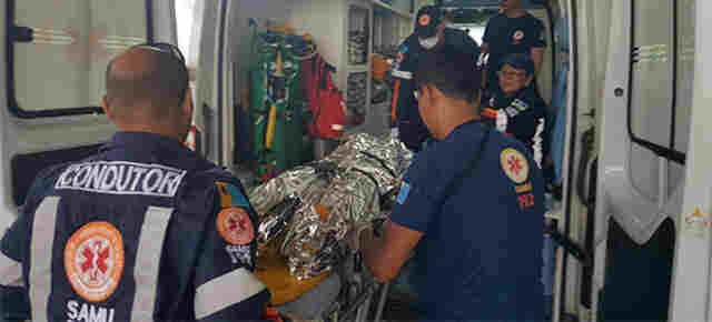 Adolescente é atacado a tiros ao sair de consultório