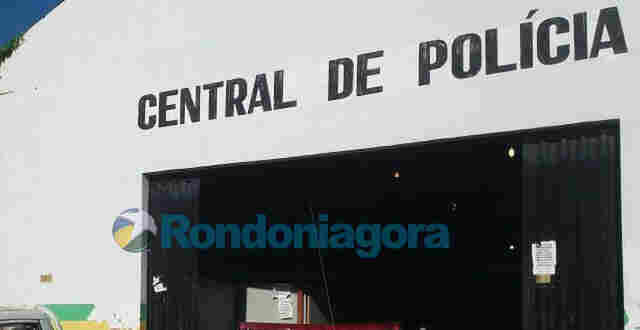 Com ciúmes de publicação no Facebook, homem espanca a esposa na capital