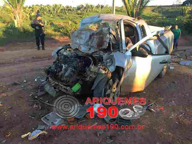 Agricultor morre preso às ferragens após grave acidente