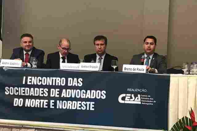 Conselheiro federal Breno de Paula profere palestra sobre tributação no I Encontro das Sociedades de Advogados, em Salvador