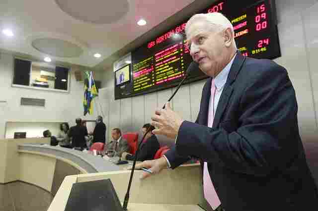 Airton Gurgacz destaca conquista de prêmio da Ciretran de Ji-Paraná durante Maio Amarelo