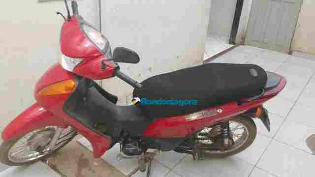 Jovem é preso com motocicleta roubada na Zona Leste da capital