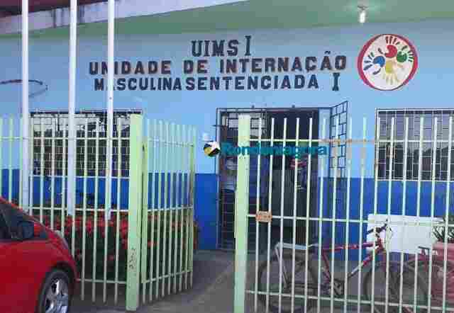 Seis internos tentam matar adolescente que diz ser do PCC em unidade de internação na capital