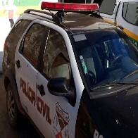 Policial reage a assalto, troca tiros com bandidos e é baleado