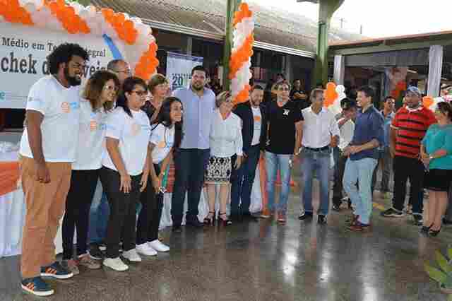 Jean Oliveira quer melhorias na obra da sede do Ceeja de Alta Floresta do Oeste
