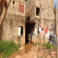 Famílias do Conjunto Cuniã alegam não terem como pagar aluguel; prazo para desocupar é até domingo