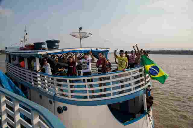 Barcos com jogadores e equipe da Semes seguem para Calama