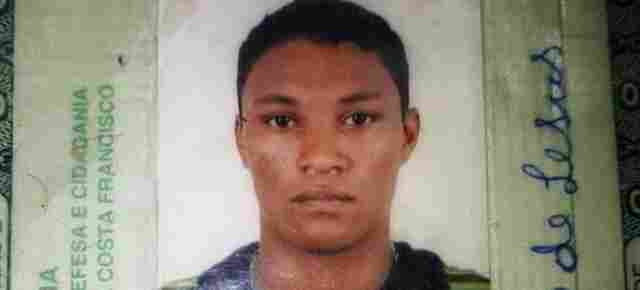 Criminosos matam jovem a tiros em bar