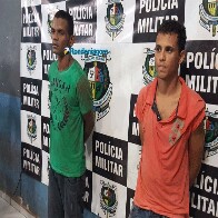 Apenados com benefício de trabalhar assaltam residência, trocam tiros com a PM mas acabam presos