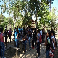 Prefeitura leva alunos do curso pré-Enem para aula de ciências da natureza no Parque Natural