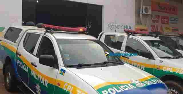 Ex-esposa e atual brigam dentro de carro enquanto homem tenta levar filha ao médico