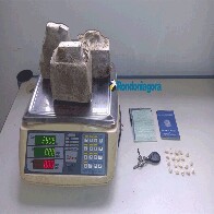 Denarc estoura boca de fumo e prende casal por tráfico de drogas na Capital