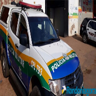 Mulher recusa manter relação sexual com marido e ele ameaça esfaqueá-la
