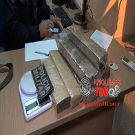 Jovem é preso com quase dez quilos de maconha em casa