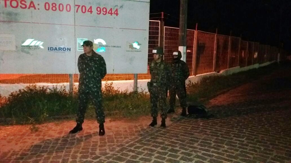 Exército faz varredura em presídio de Cacoal