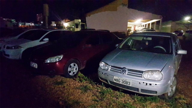 Denarc prende quadrilha com 62 quilos de cocaína dentro de carro de luxo