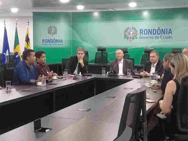 Desburocratização do Programa Terra Legal é discutida durante reunião