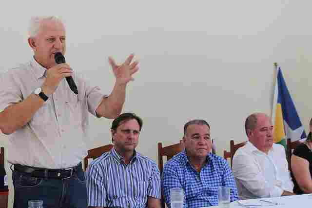 Deputado Airton Gurgacz anuncia recursos para Escola Família Agrícola