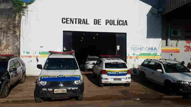 Foragido espanca a mulher e acaba na central flagrantes
