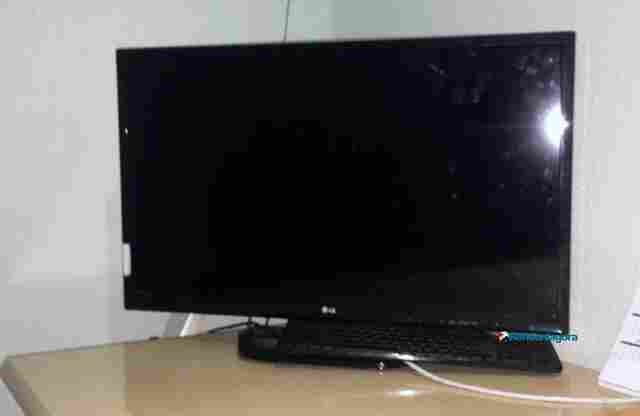 Polícia prende jovem e recupera TV furtada em apartamento na capital