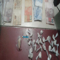 Dois são flagrados com quase 30 porções de droga e confessam que venderiam no Espaço Alternativo
