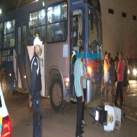 Motoboy fica com fraturas após colisão com ônibus em Porto Velho