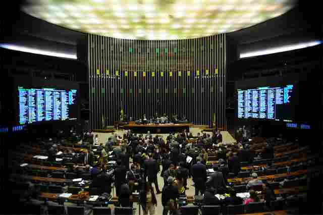 Câmara vota nesta segunda decreto da intervenção federal no Rio