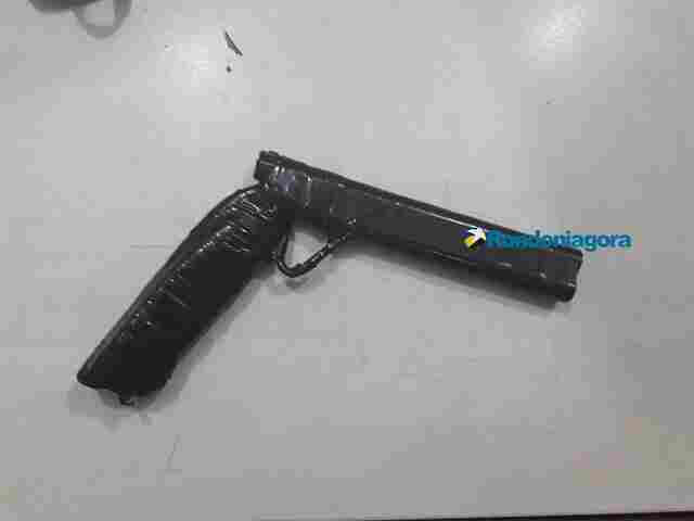 Criminoso usa arma falsa, tenta assaltar, mas acaba linchado