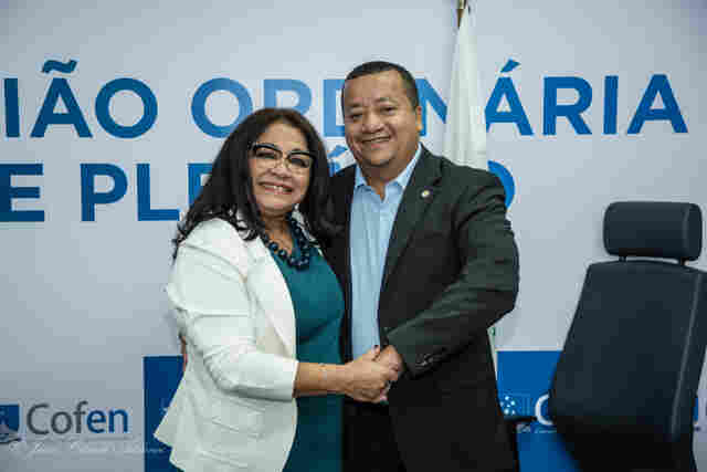 Manoel Neri é reeleito presidente do Conselho Federal de Enfermagem