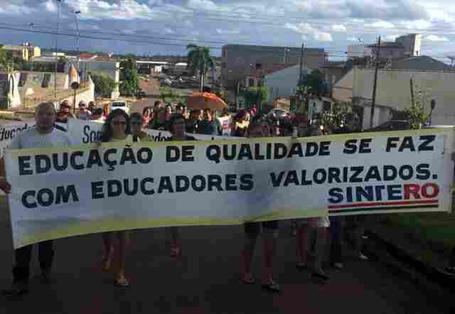 Justiça suspende greve e  manda professores retornarem ao trabalho