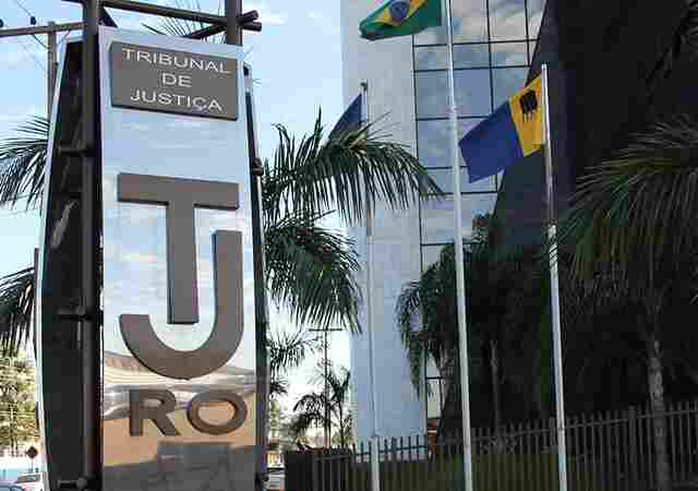 TJ mantém condenação de ex-agente penitenciário que recebia dinheiro de apenados
