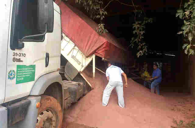 Emenda do deputado Airton garante calcário para produtores de Nova Mamoré