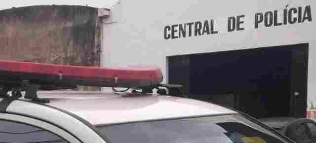 Homem é preso após agredir esposa na rua em Porto Velho