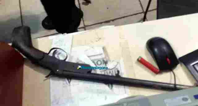 Menores erram tiros em dupla tentativa de homicídio e são surrados por populares