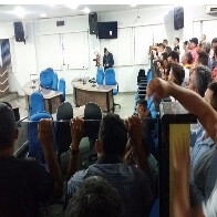 Taxistas descobrem que vereadores não podem apresentar projeto garantindo táxi lotação