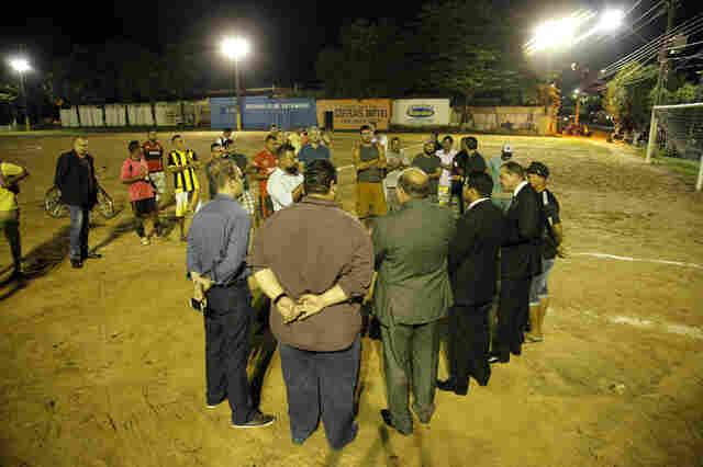 Prefeitura refaz todo sistema de iluminação do Campo do 13 e imediações