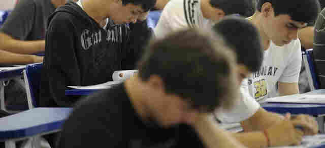 Candidatos terão 30 minutos a mais para fazer provas de exatas no Enem 2018