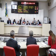 Deputados se comprometem a trancar a pauta da ALE até que o governo tome decisão sobre as reivindicações dos trabalhadores em educação