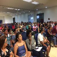 Trabalhadores em educação decidem manter a greve no Município